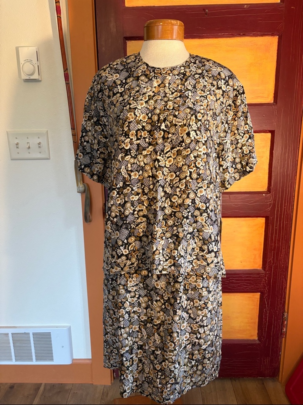 Liz Claiborne Vintage 80’s Black and Gold Floral Silk Skirt and Blouse